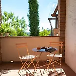 Apartament Elegant *