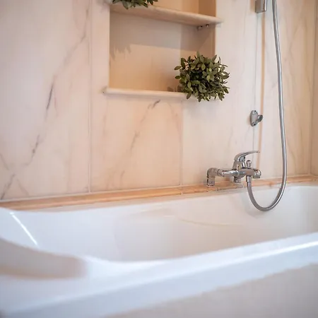 Elegant Appartamento Balconevisi